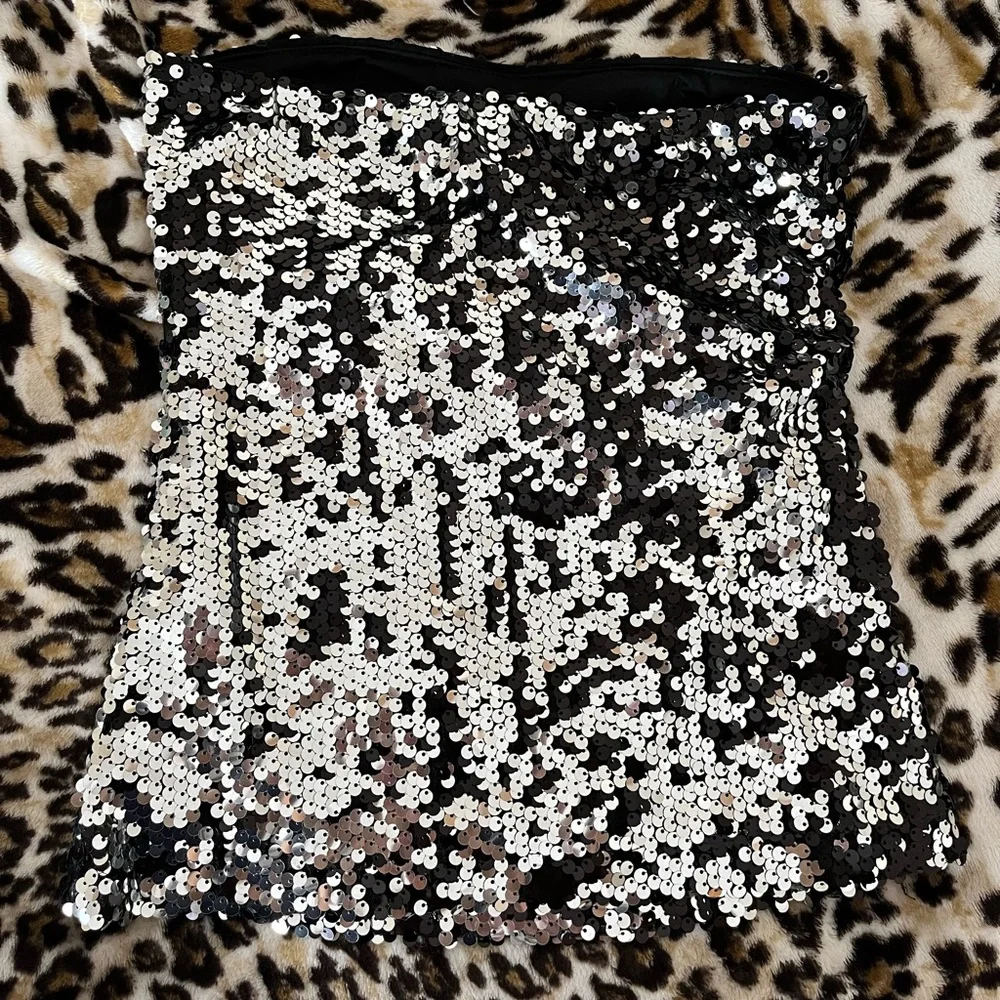 Sequin top - Picture 2 of 4
